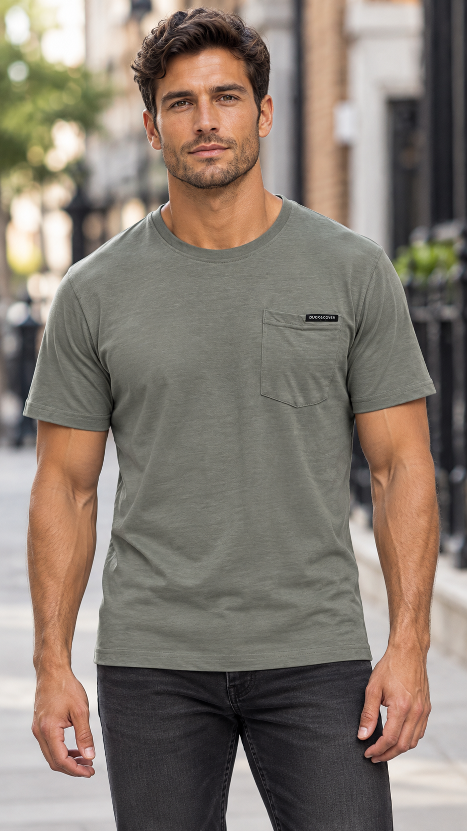 DUCK AND COVER TEE